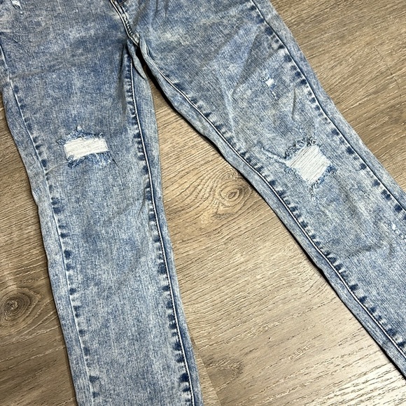 NWT Judy Blue Women’s Skinny Fit High-Rise Distressed Jeans in Acid Wash Sz 3/26 - Picture 6 of 14